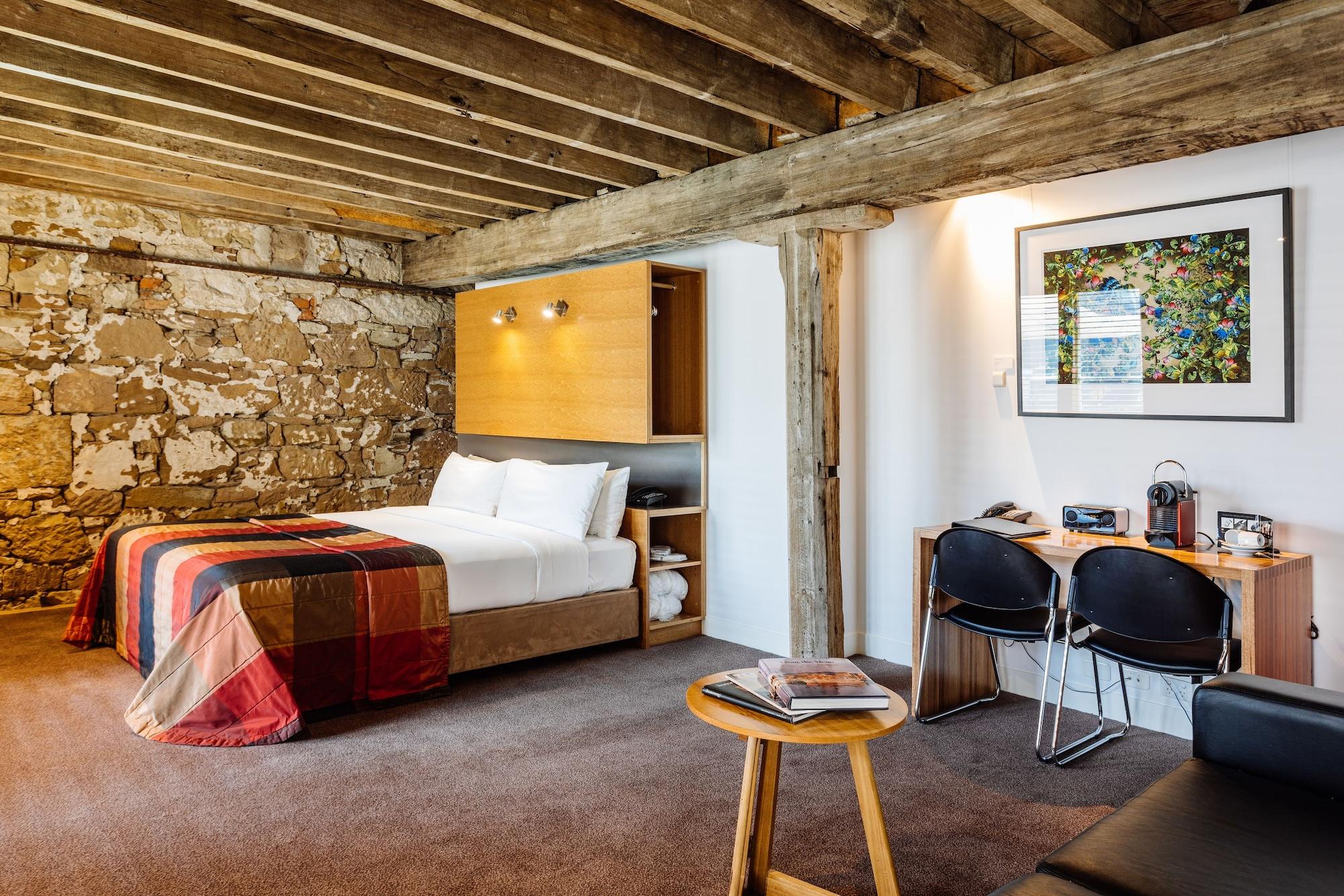 The Henry Jones Art Hotel Хоубарт Екстериор снимка A room at the hotel