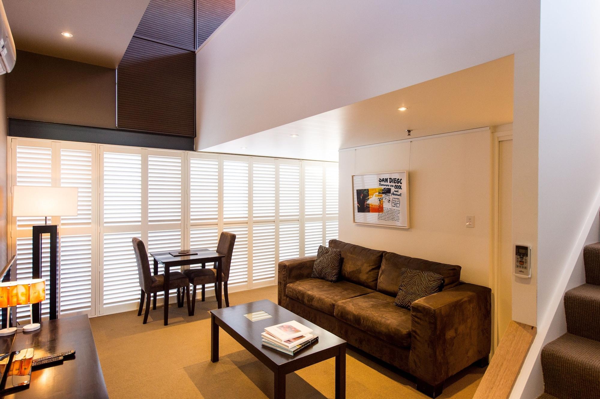 The Henry Jones Art Hotel Хоубарт Екстериор снимка A living room in a typical apartment