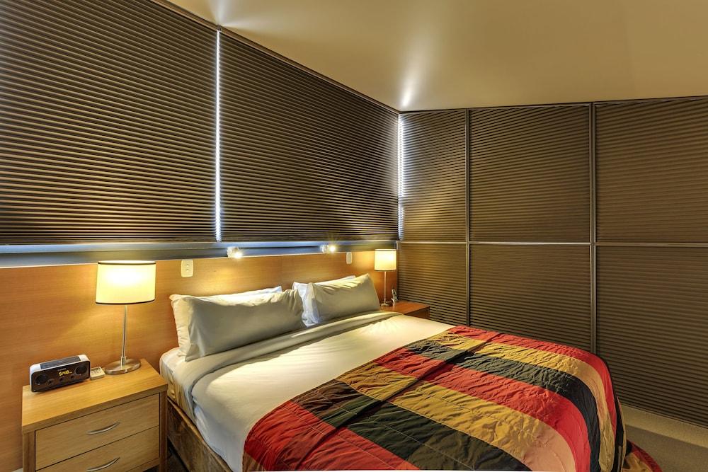 The Henry Jones Art Hotel Хоубарт Екстериор снимка Venetian blinds