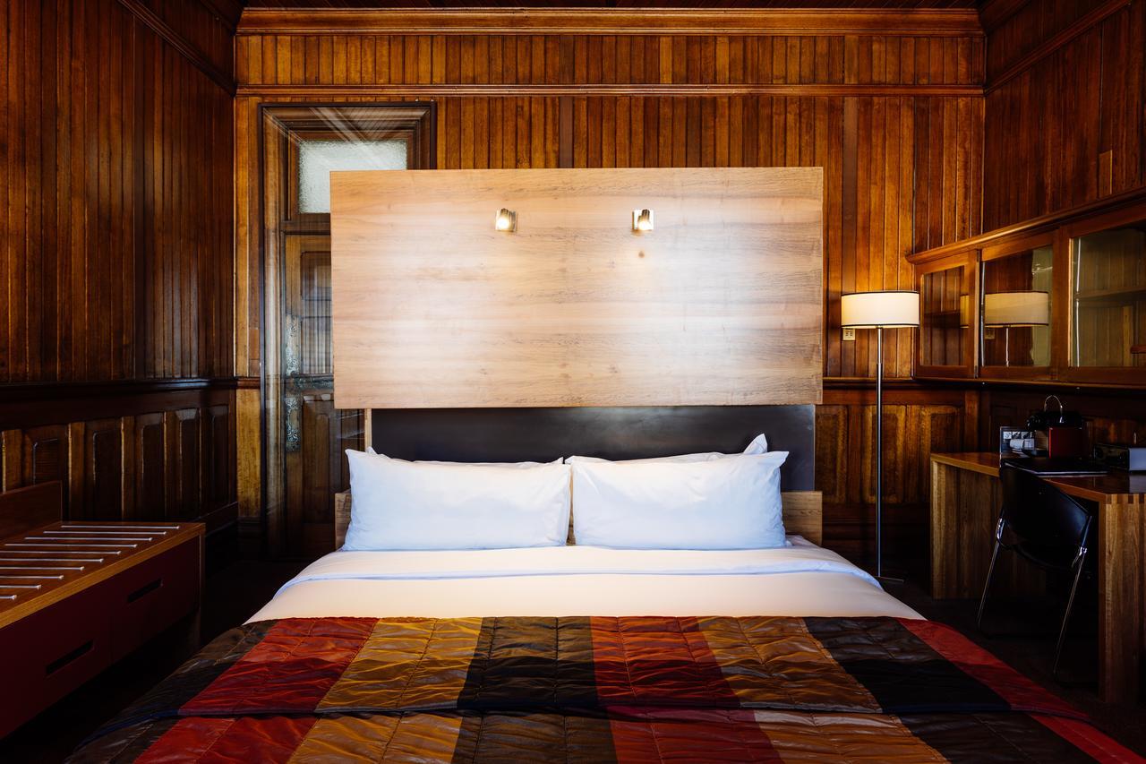 The Henry Jones Art Hotel Хоубарт Екстериор снимка A room at the hotel